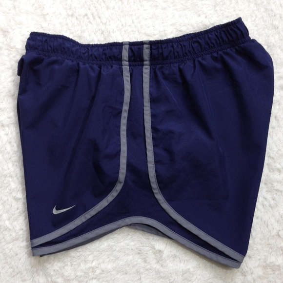 Nike DRI-FIT Shorts - Picture 9 of 9